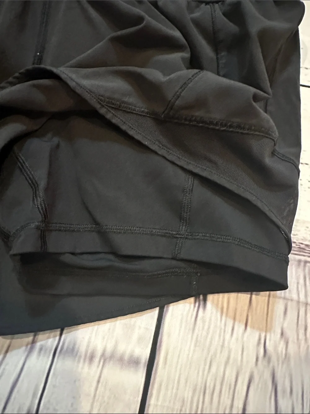 lululemon athletica lightweight layered